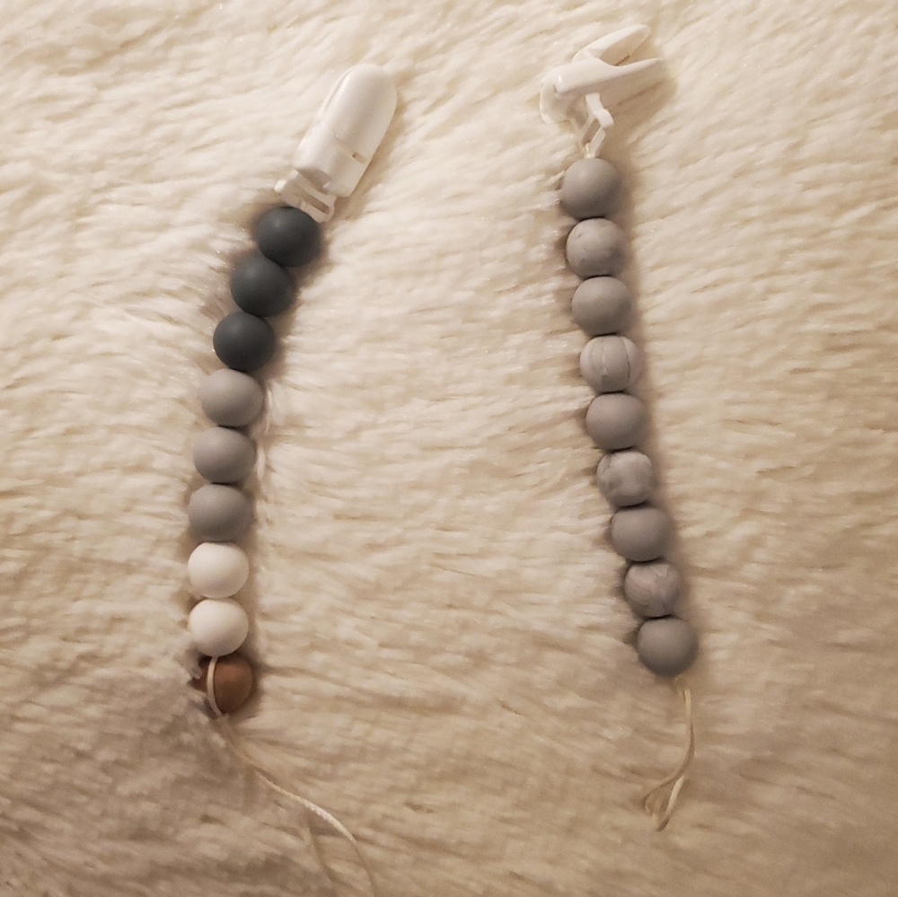 Pacifier Clips